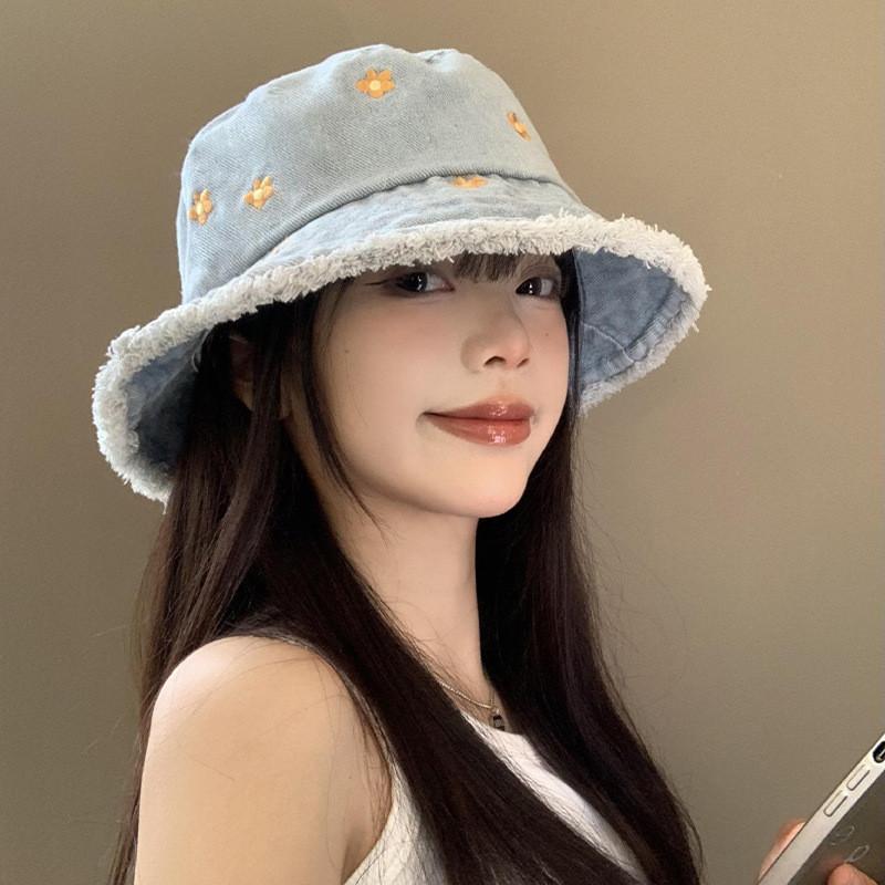 Denim Embellished Floral Fishing Hat For Comfortable Spring Wear For Everyone