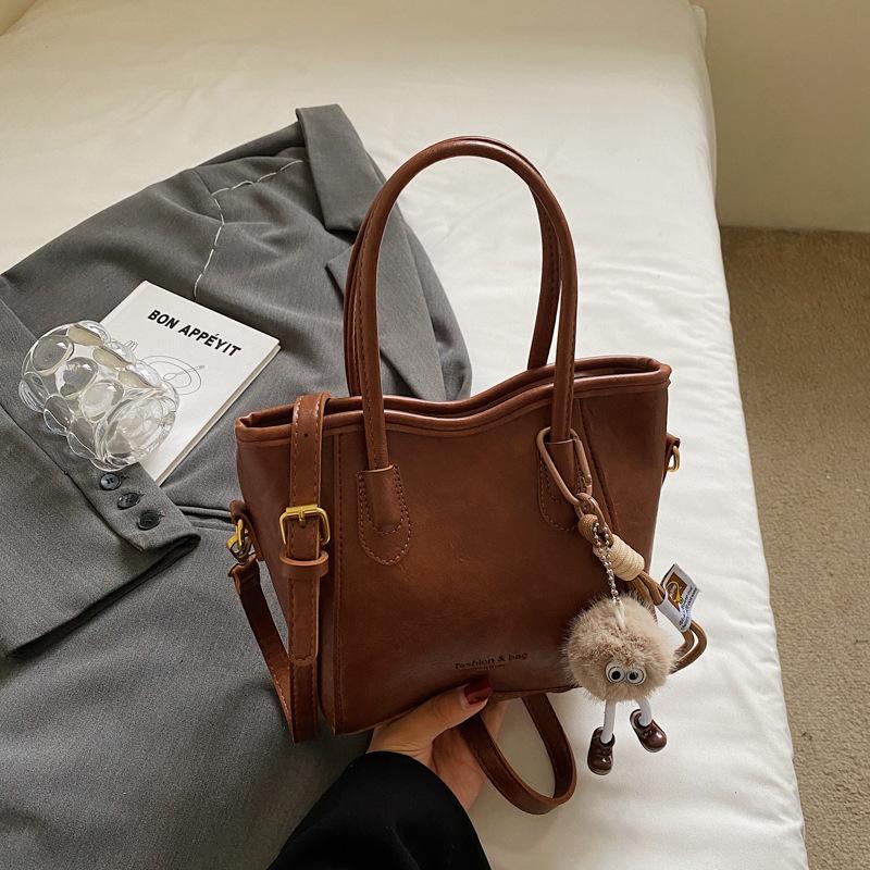 

Высококачественная ретро-сумка для поездок на работу 2025 осень новая женская сумка простая иностранная сумка через плечо модный тренд сумка-ведро коричневый