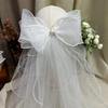 Elegante Velo da Sposa con Doppio Fiocco: Squisito Tocco di Pizzo Per il Tuo Velo da Sposa con Fermaglio Bianco Sacro per Acconciatura da Sposa
