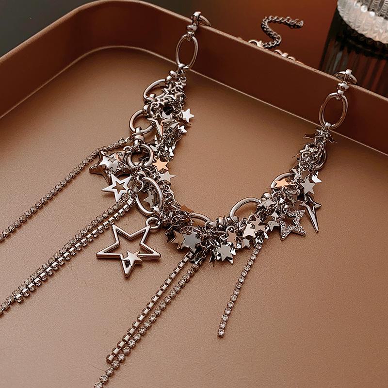 

Ожерелье с кисточкой из пайеток в виде бриллиантовой звезды - Уникальная модная цепочка на ключицу для женщин Necklace серебряный