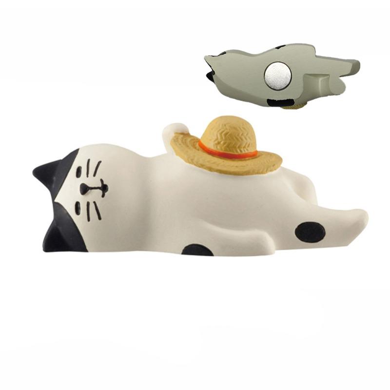 Japanese cat refrigerator sticker, grocery zakka cute bread coffee shop decoration gift miniature resin ornament