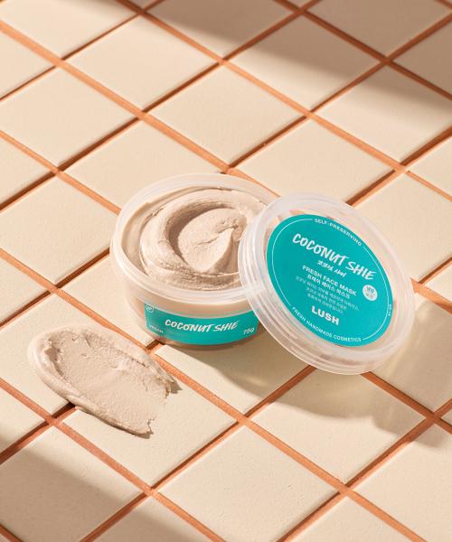 Lush Coconut Shy Fresh Face Mask 75g NONE