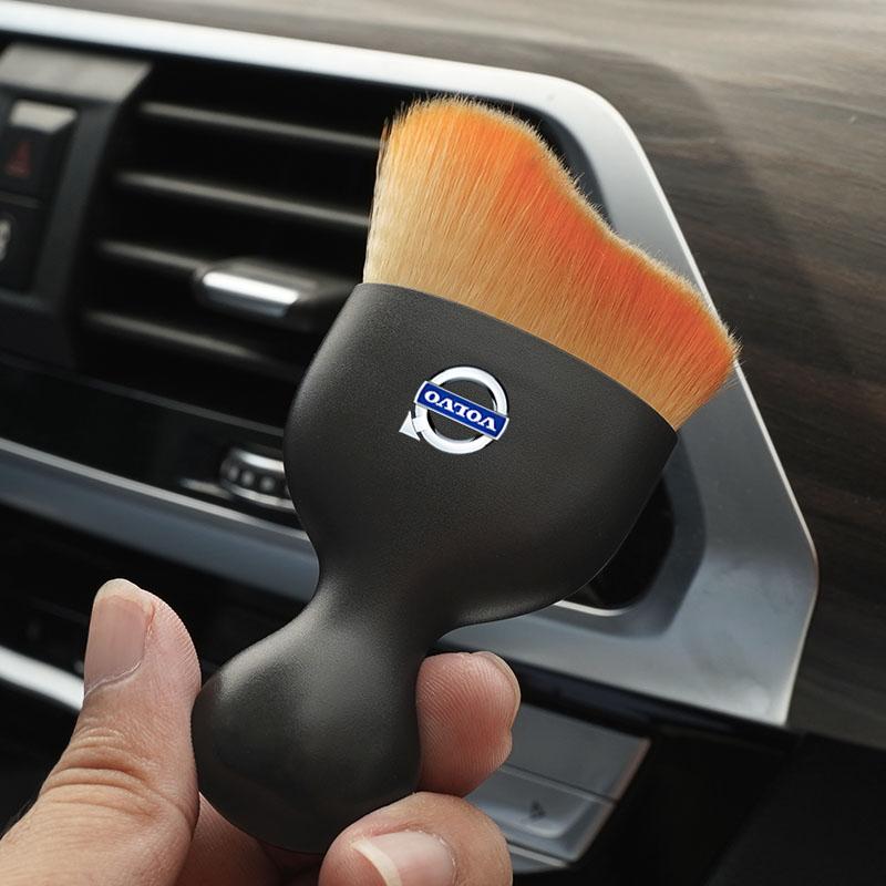 Car Interior Dust Sweeping Soft Brush Washing Tools Gap Cleaning Brush For Volvo XC90 XC60 V50 S60 V70 V60 V40 S90 olestar AWD X