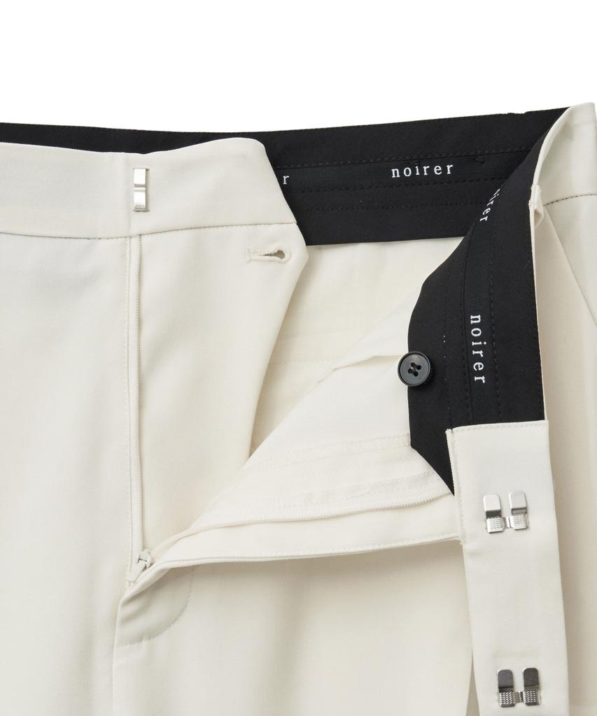 NOIRER Classic One-Pleat Wide Slacks (White)