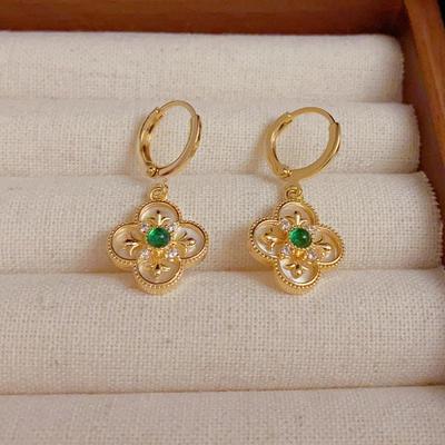 Temperament Simple Sweet Four-Leaf Clover Earrings Niche Design Senior Sense Of Exquisite Light Luxury Ladies Earrings