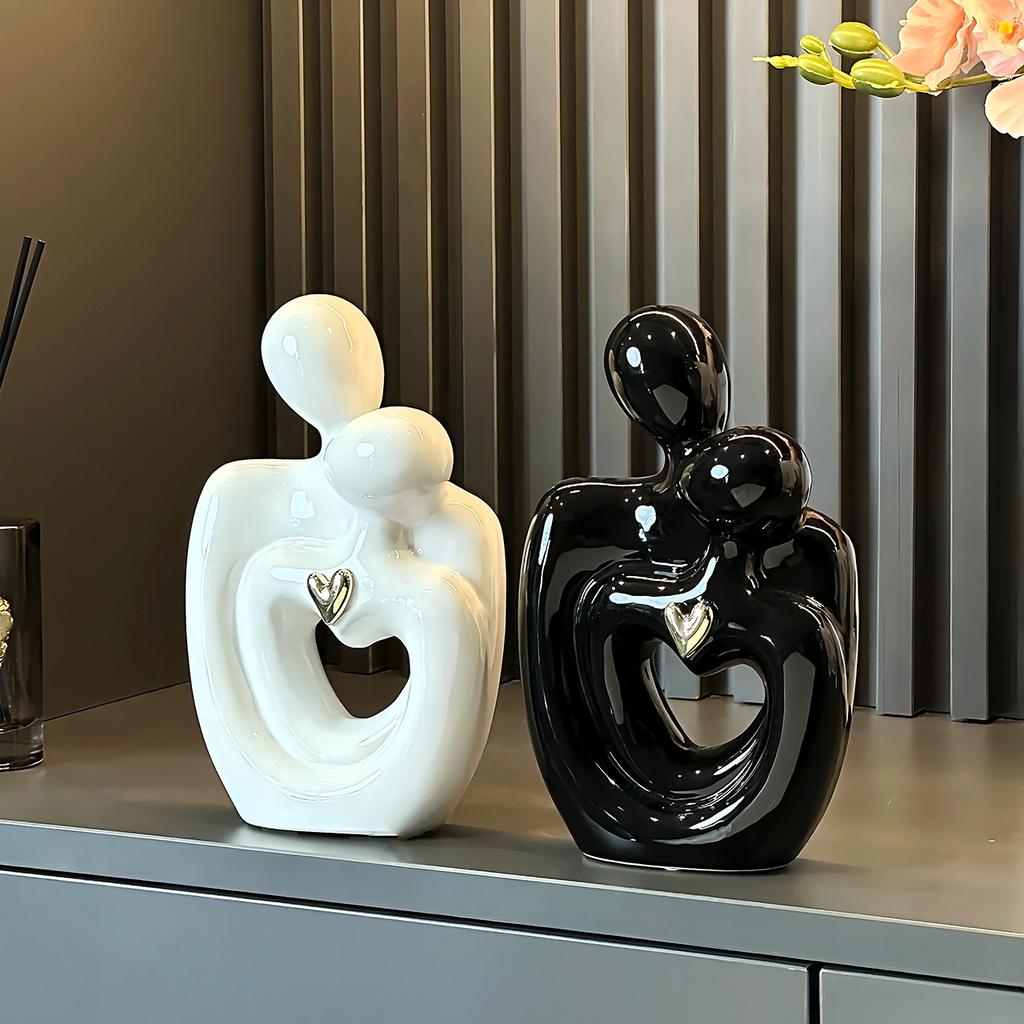 Nordic Simple White Ceramic Sculpture Heart-shaped Hollow Abstract Statue Luxurious Desktop Decorations for Home Office