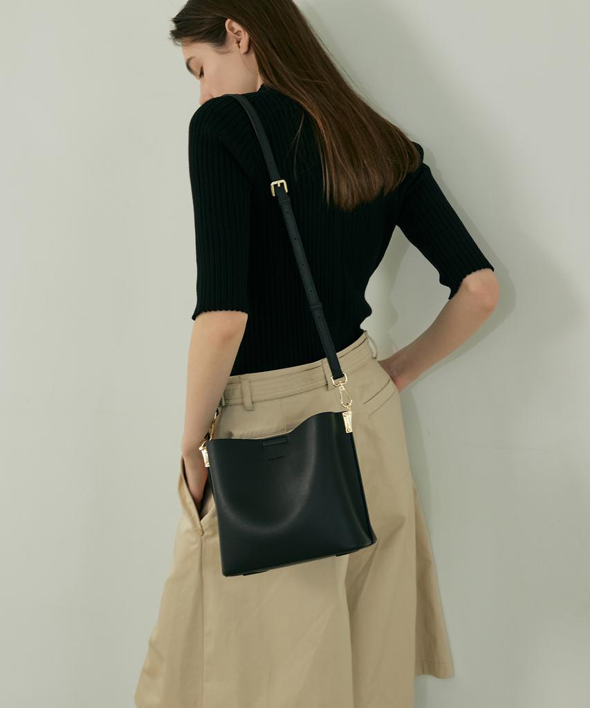 Mclanee 470 Garnel Shoulder And Crossbody Bag