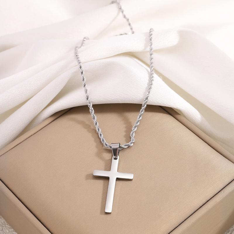 Titanium Steel Necklace, Golden Twisted Chain Cross Necklace, Fashionable and Versatile Men s Pendant Necklace серебряный