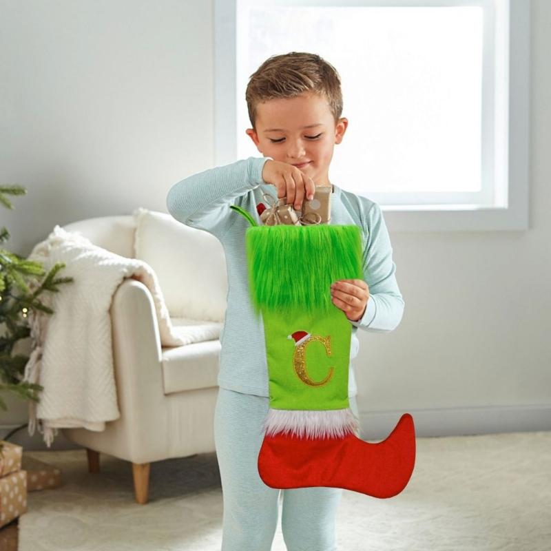 Kerstkousen met letters om op te hangen Leuke Kerstsokken Snoep Cadeauzak Kerstdecoraties Voor Huisfeest