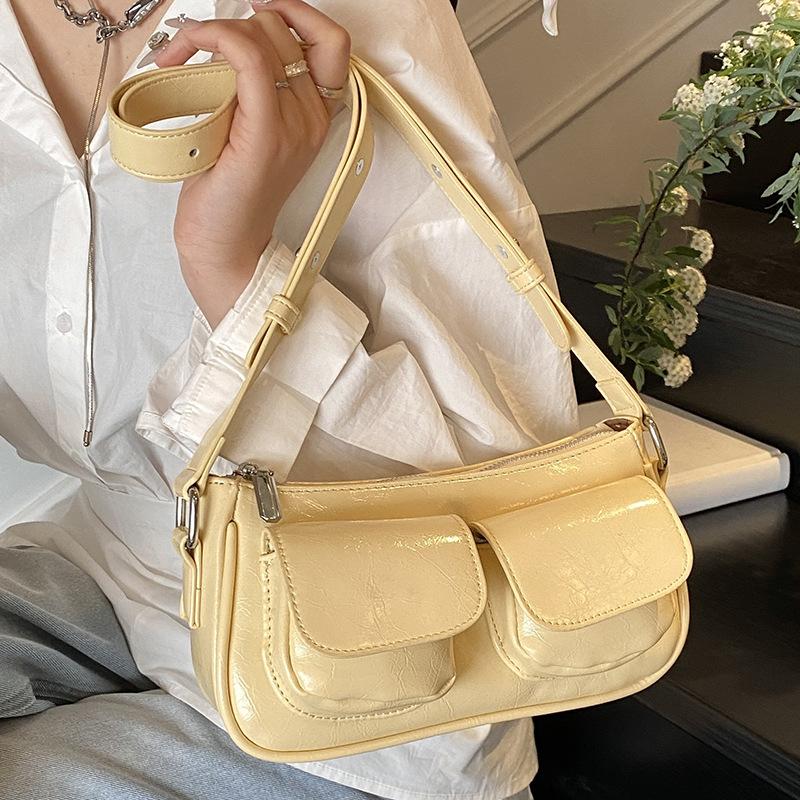 High-value simple shoulder underarm commuter bag women's 2025 summer new fashion messenger small square bag