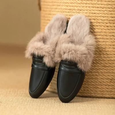 Pantoufles Élégantes en Cuir Peluche pour Femmes Chaudes Tempérament Coréen Nouveau Extérieur Commuter Chaussures de Ville Pantoufles Plates Matures