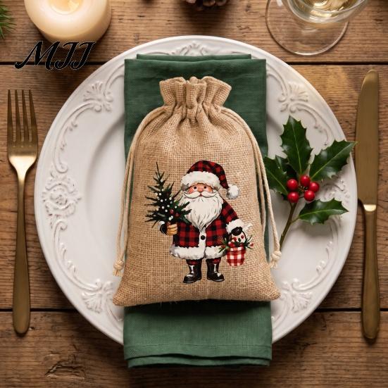 Portable Fabric Gift Holders Christmas Drawstring Bags, Small Festive Prints Burlap Treat Pouches for Bags Candy Jewelry And Party Favors, Reusable
