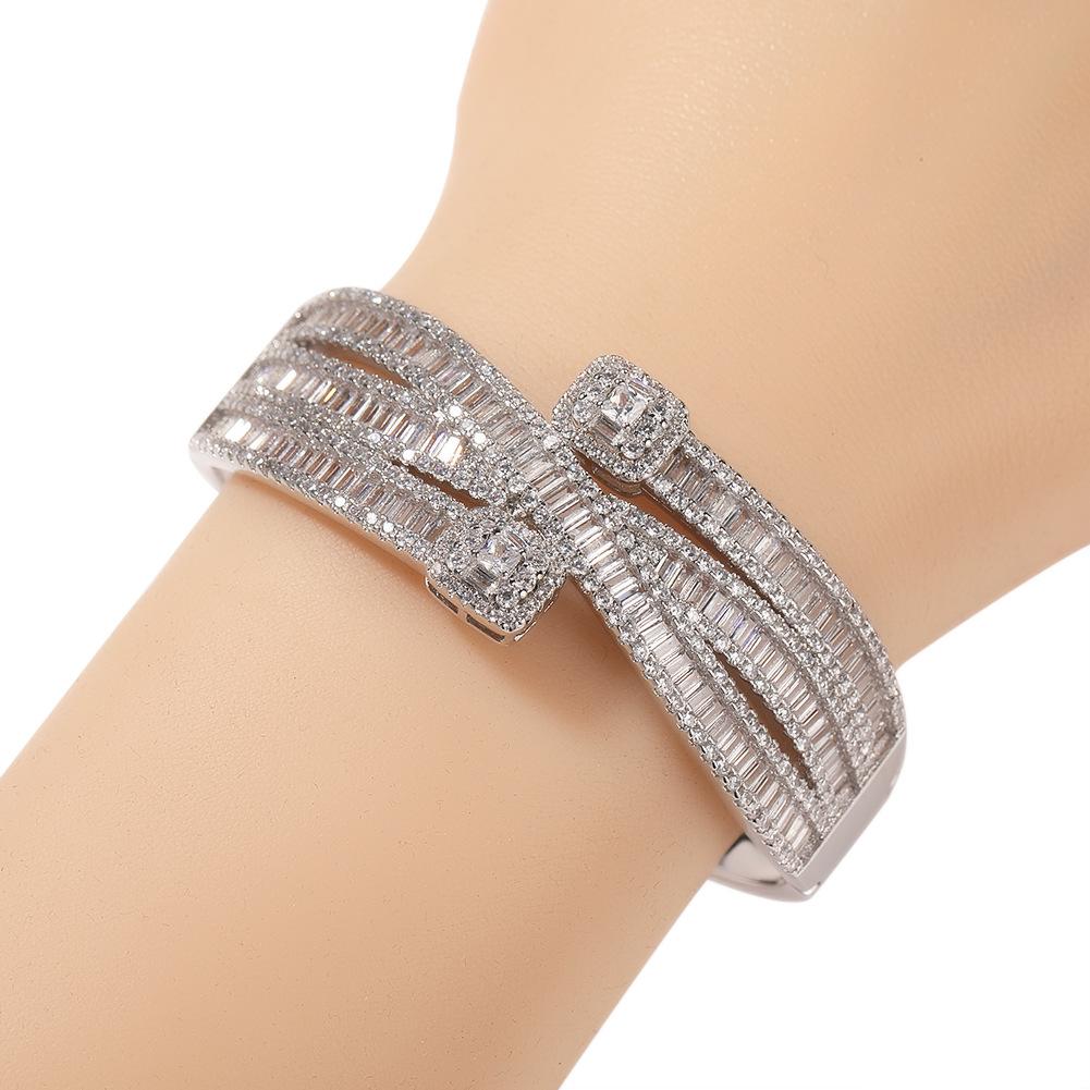 Directly from the Manufacturer Hip Hop Gumeng Zircon Bracelet Fashion Vintage Punk Street Personality Bracelet