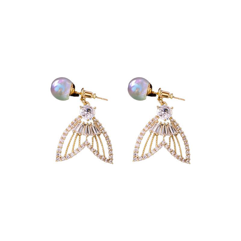French Retro Zircon & Pearl Geometric Stud Earrings: Luxurious and Fashionable Accessories for Women