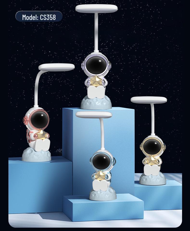 Astronaut Moon Desk Lamp & USB Power Bank - 3C Certified Night Light, Kids' Gift, Living Room Decor