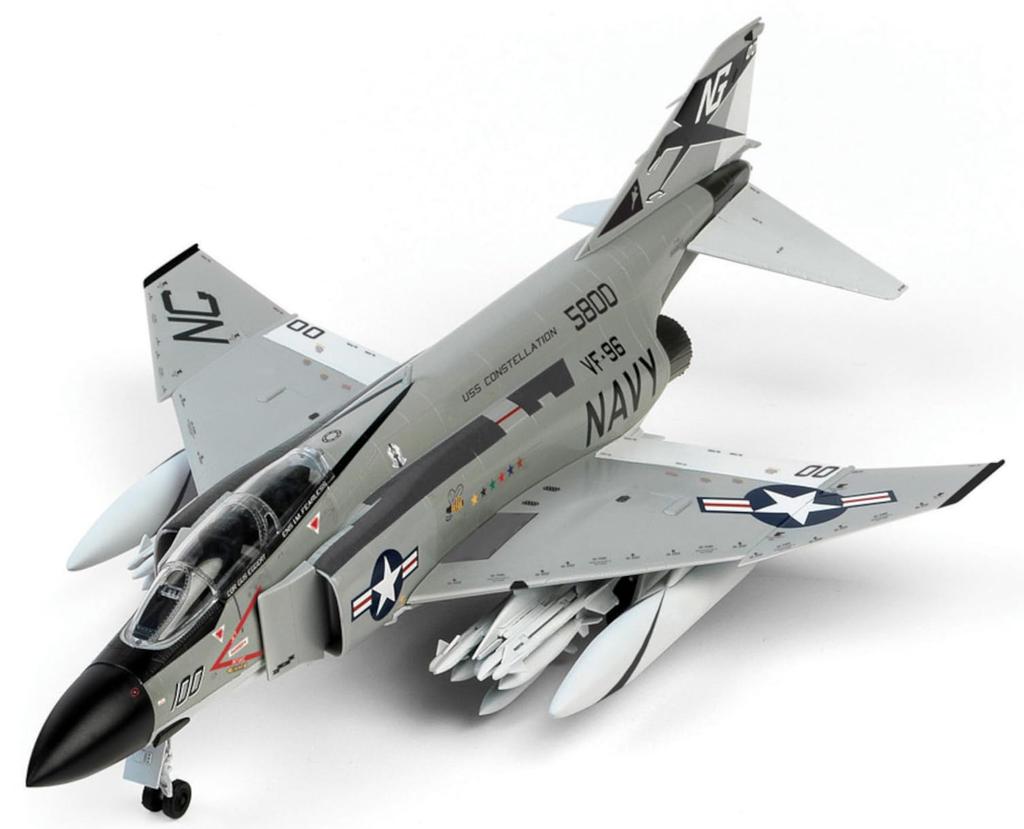 Doyusha 1 American Phantom II Showtime 100 Plastic Model Kit 1/72 Amazing! F-4J