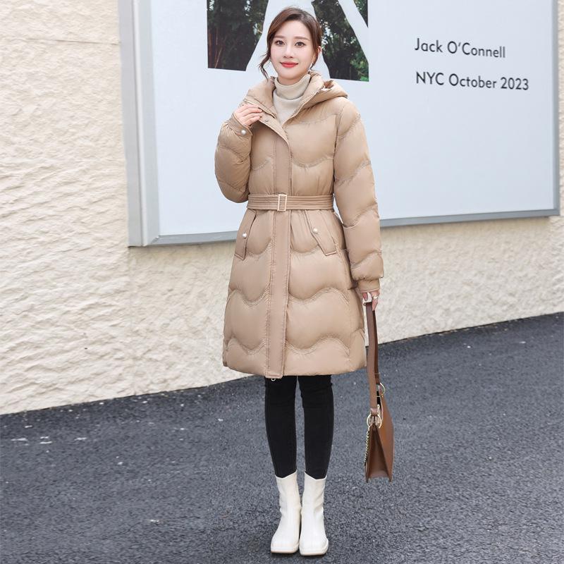 

Женское зимнее хлопковое пальто средней длины, приталенного силуэта - Модное, стройнящее, повседневное, шикарное, утолщенное. 2XL [Recommended 140-160 lbs] хаки