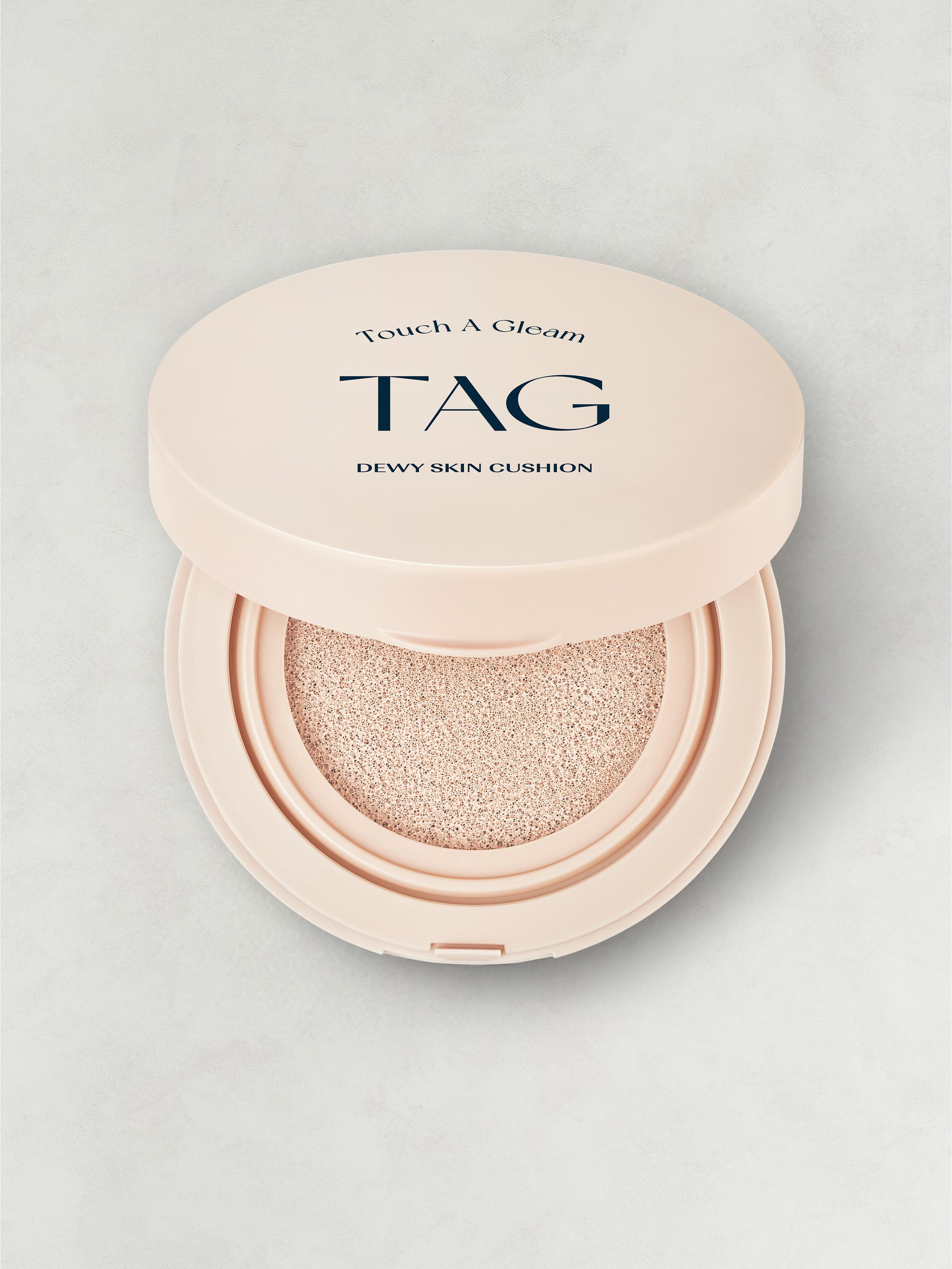TAG Тональная основа-кушон Dewy Skin 15 г - Бледный светлый 1ea