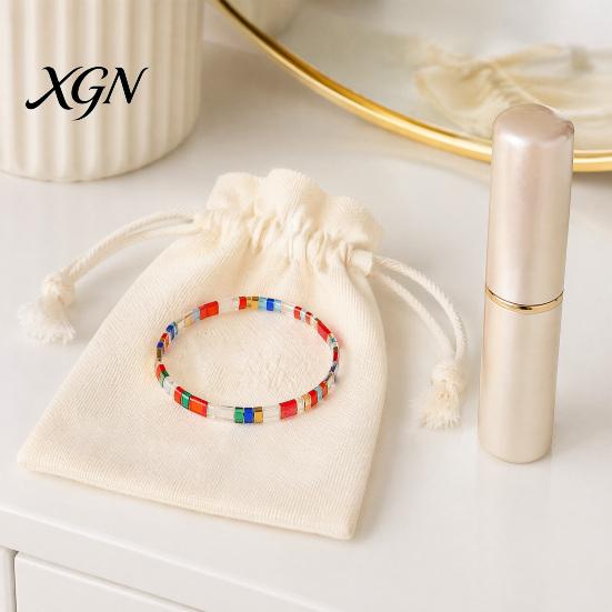 Elastic Stackable Wrist Jewelry Flat Beaded Stretch Bracelets for Women, Bohemian Friendship Bead Bracelets, Simple Layering Bracelet Set Boho