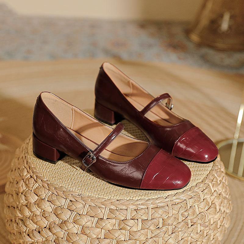 One word with Mary Jane shoes retro low-heeled single shoes women's new square head high heels thick heel