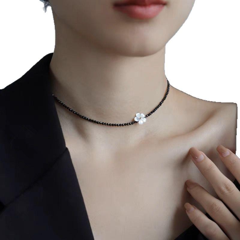 Elegante Schwarze Zirkon Schlüsselbein Halskette - Light Luxury Choker 2026