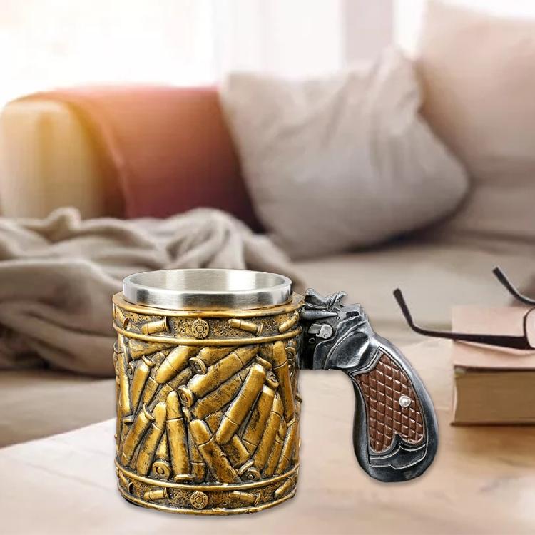 High-quality Western Revolver Gun With Ammo Bullet Beer Mug for Collecting