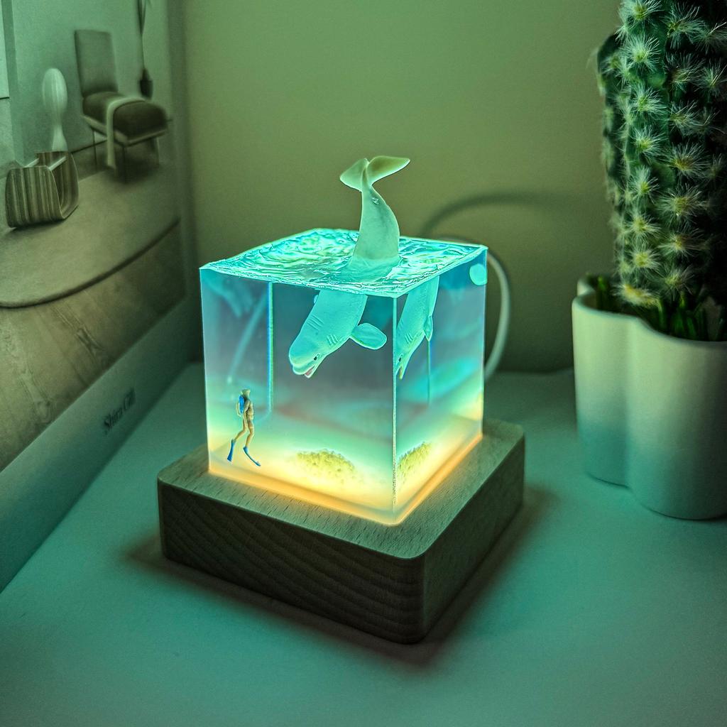 Micro Landscape Ocean Whale Dropping Resin Desktop Light Home Desktop Living Room Decoration Creative Gift