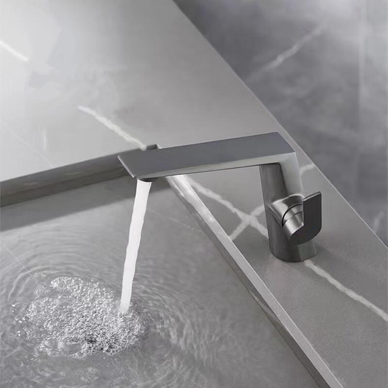 TLXT Titanium Gold Aircraft Basin Faucet