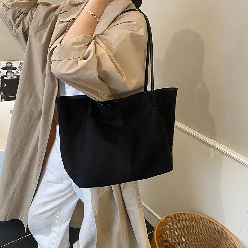 Frosted Retro Bag Women's Large Capacity 2025 New Autumn and Winter Versatile Shoulder Underarm Bag Commuter Tote Bag