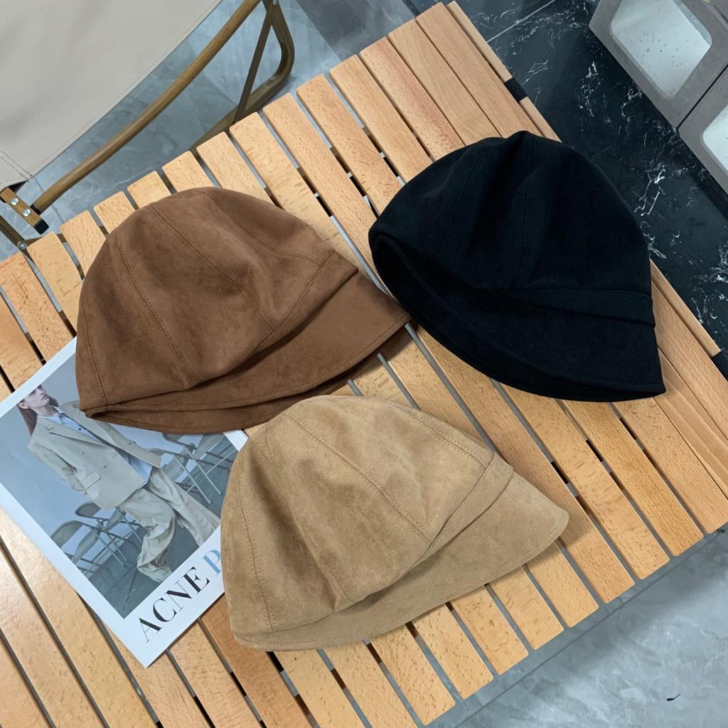 Hepburn elegant temperament shows the face small octagonal hat children autumn and winter new versatile suede Bere painter hat stack hat