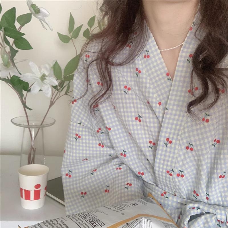 Heart Plaid Loose Mid-Length Pajamas Bathrobe - Cozy, Casual Homewear for Autumn and Spring