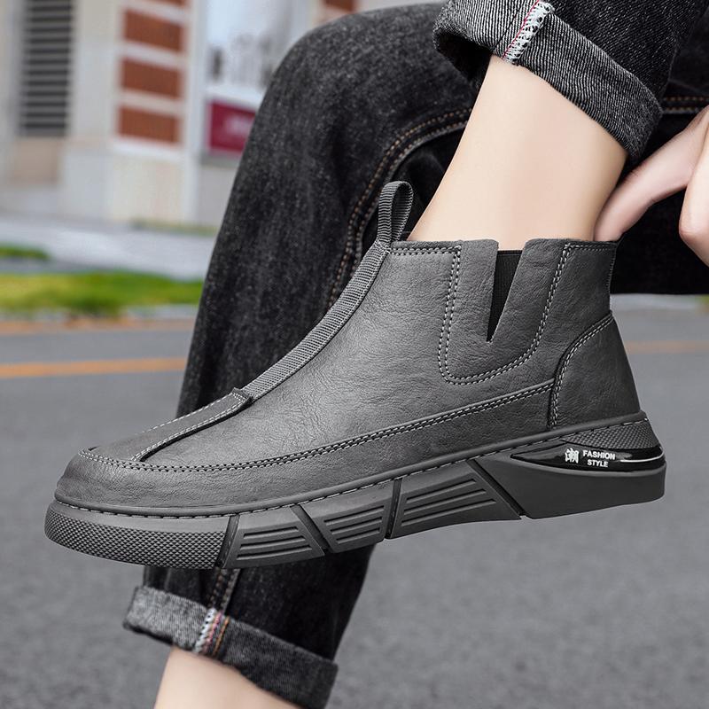 New High Top Boots Anti Slip Wear Resistant Water Proof Motorcycle Men Work Boot 2025 Chelsea Man Leather Shoes Bota Masculina