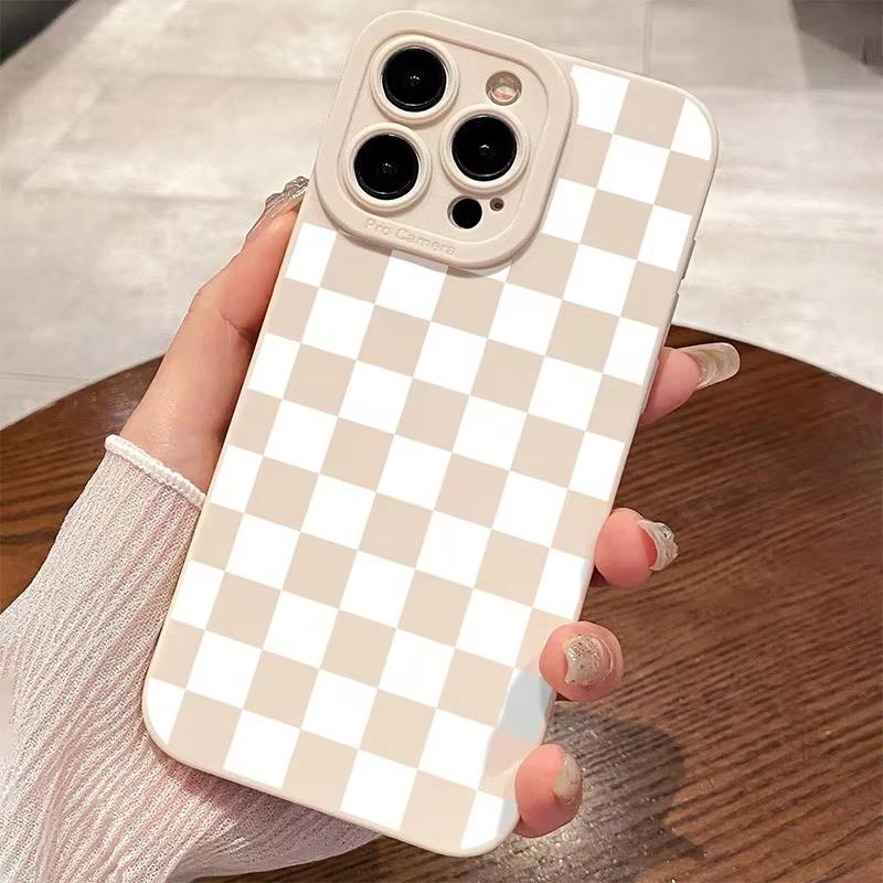 Matte Milky White Checkerboard Patter Phone Case For Samsung Galaxy S25 Ultra S26 S24 S23 FE S22 Plus S21 S20 A54 A55 Soft Cover