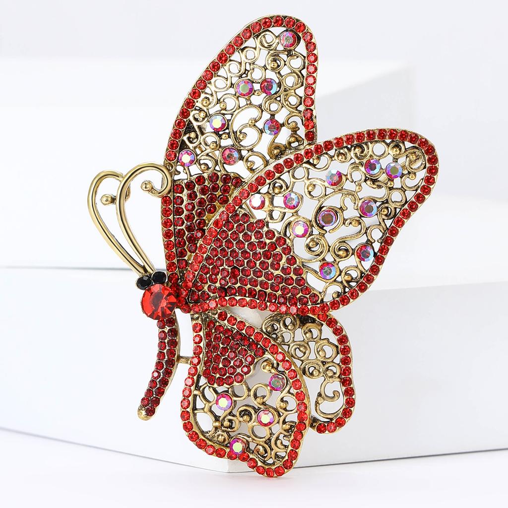 Luxury Rhinestone Butterfly Brooches for Women Unisex Pearl Insect Pins Event Party Gift Backpack Decoration Clothes Accessories