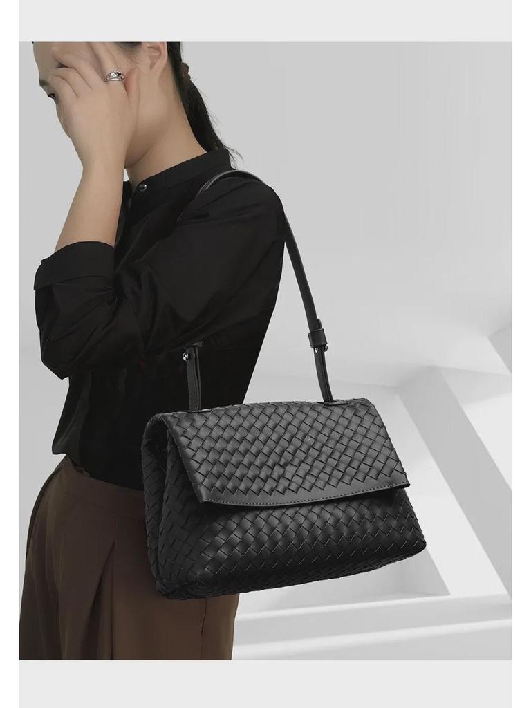 Handgewebte Luxus-Damen-Schultertasche: Elegant, Vielseitig und Modisch für Herbst und Winter