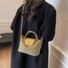 Høst ny high-end nisje messenger bag dame 2025 ny allsidig bærbar en-skulder messenger bag dumpling bag