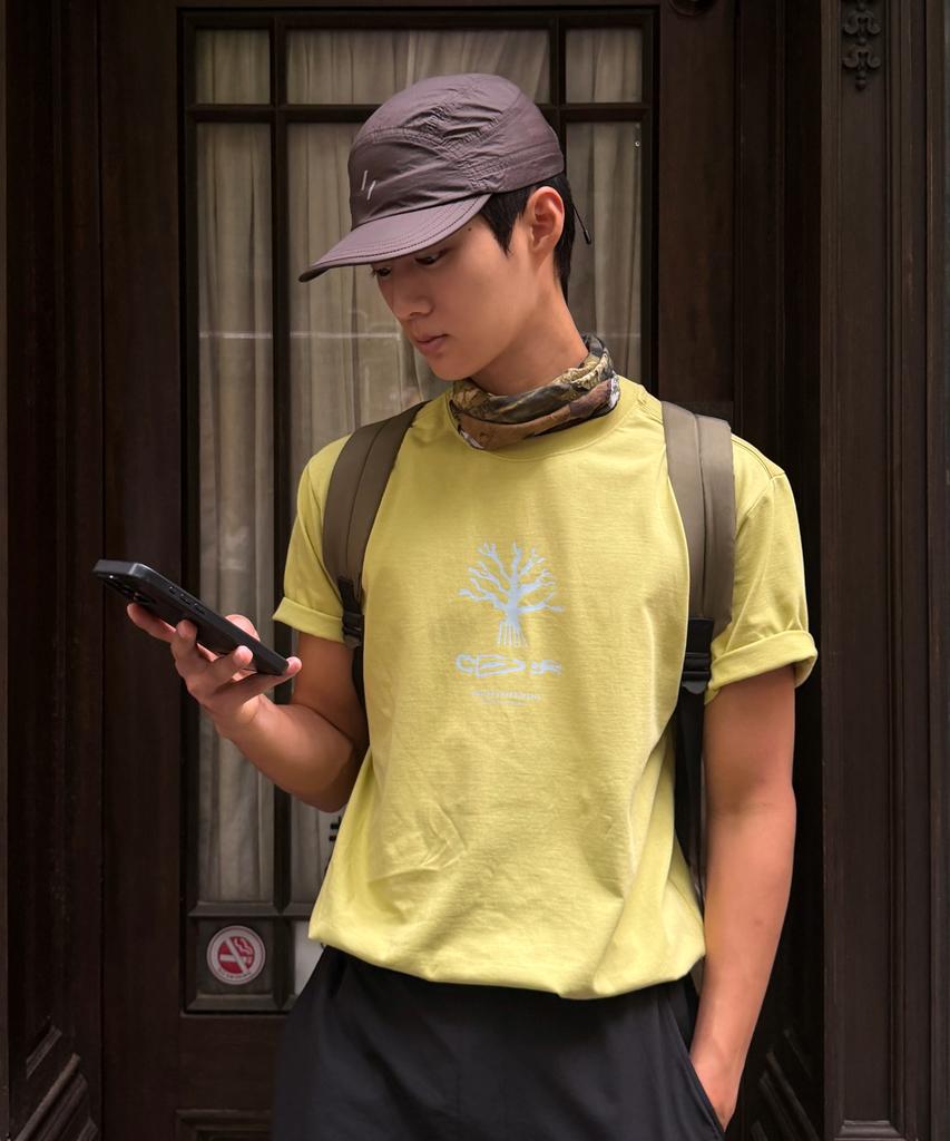Welteoigseupelimeonteu Nazca Under Tree T-Shirt_Lime