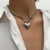 Exaggerated Big Heart Pendant Clavicle Necklace for Women's Simple Gold Metal Girl Birthday Jewelry Gift