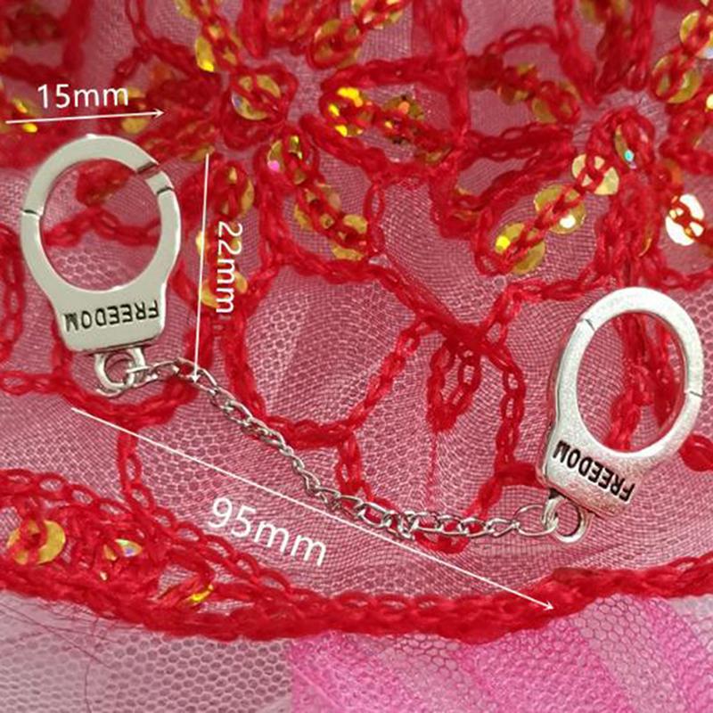 1 Stück Kleine Stoffpuppenhaus-Accessoires Mini Simulierte Gefangenen-Handschellen Spielzeug