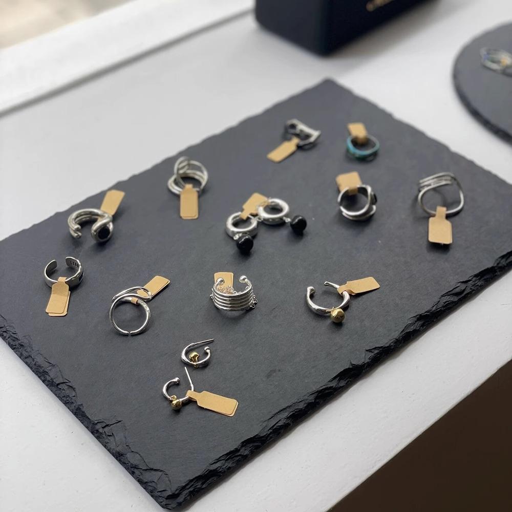 INS Black Natural Stone Jewelry Photography Jewelry Plate Props Decoration Photography Small Objects Creative Background