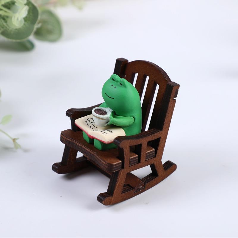 Rocking chair, frog healing department ornament, office computer workstation, desk surface, decorative goods, decompression small gift