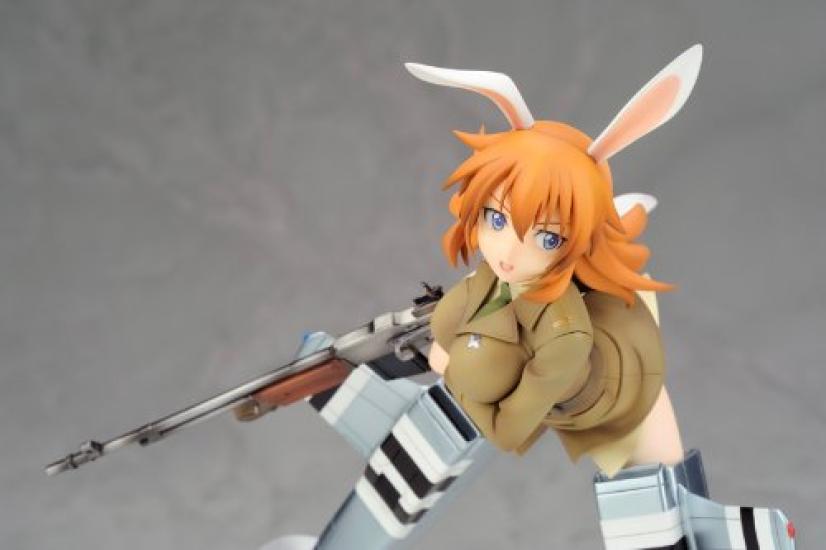 Strike Witches Charlotte E. Yeager (18 scale PVC painted finished product)