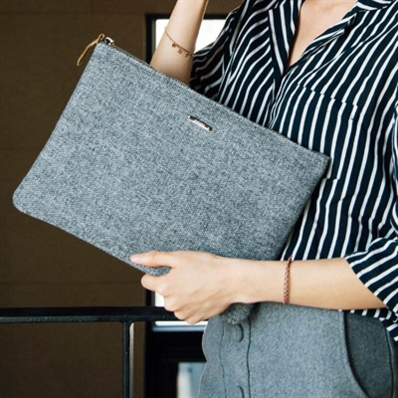 

Nomad Pouch - Large dark beige