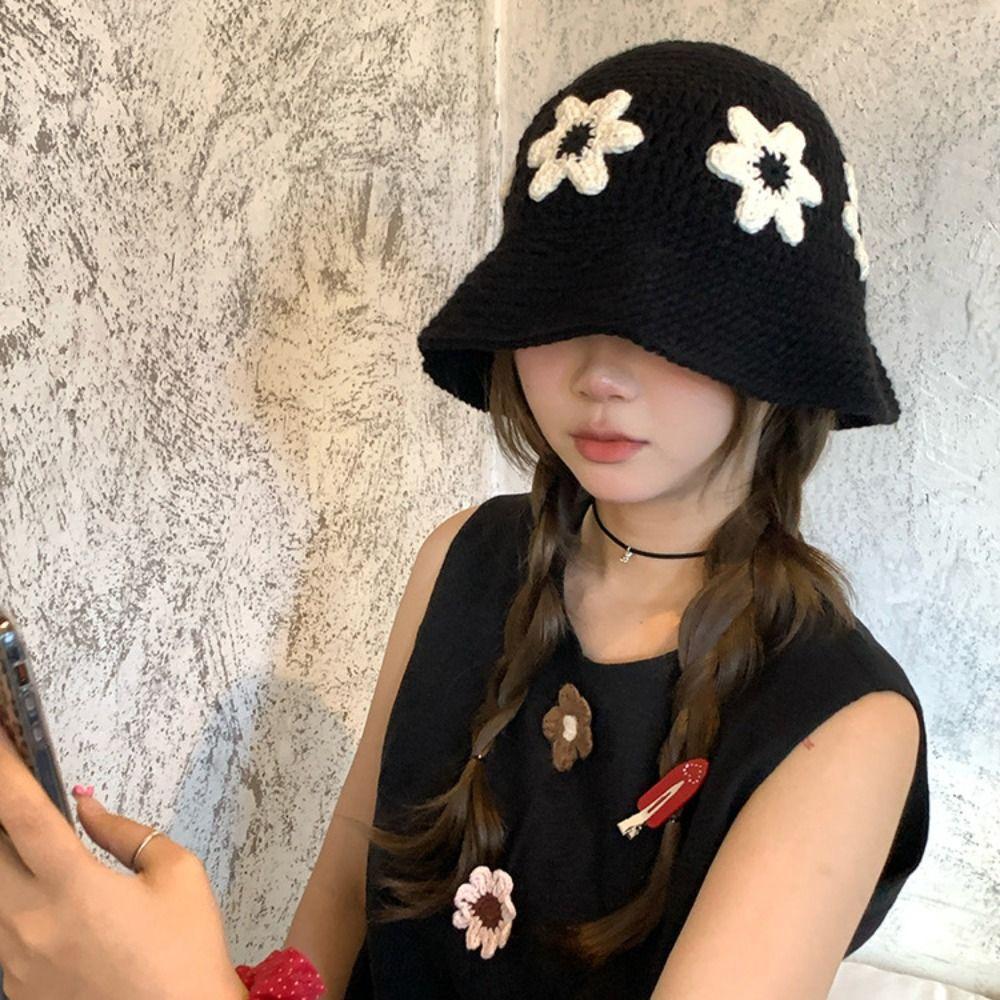 Sweet Crochet Flower Knitted Hat Korean Style Bucket Hat Retro Beanies Hat  Autumn and Winter