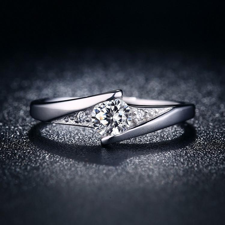 

Серебряное кольцо на палец Женские украшения Простой дизайн Медные кольца Модный подарок Прочный No.6