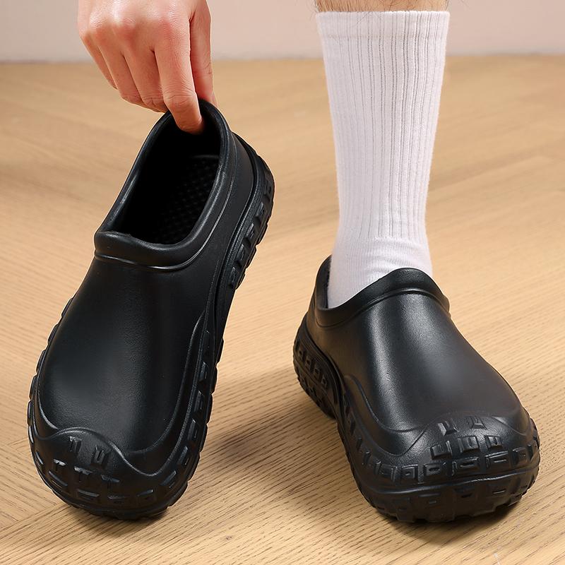 Fashion 2026 Summer New Men's Trend Sandals male casual Slippers Kitchen Shoes Anti Slip and Oil Proof Toe Shoes zapatillas para hombre