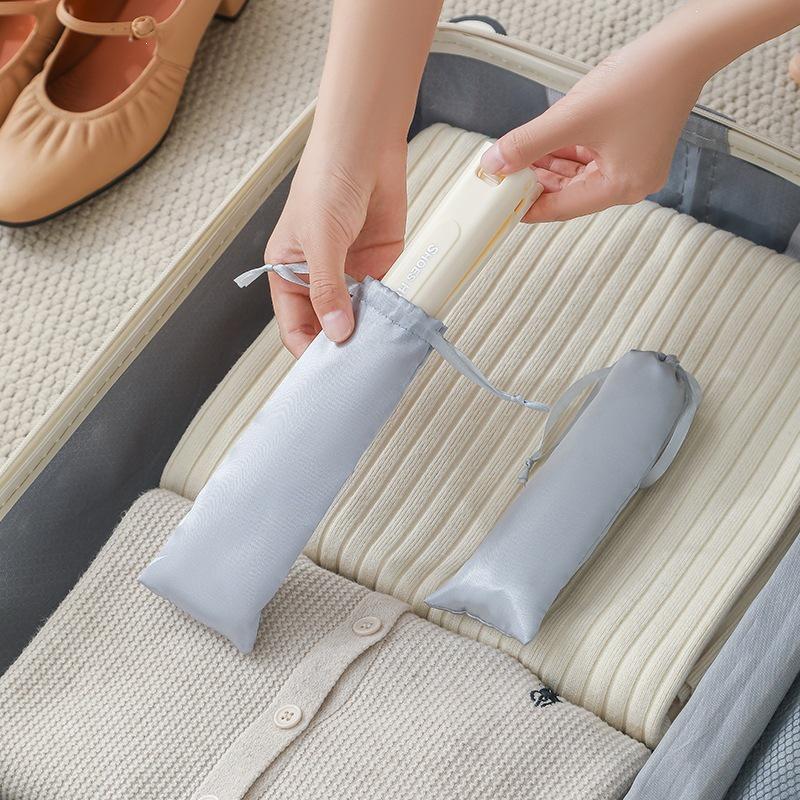 Long Handle Foldable Shoehorn - Easy Reach for Elderly and Pregnant, No Bending Required
