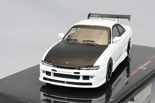 

Ixo 1/43 Nissan 240SX 1997 White Left-Hand Drive