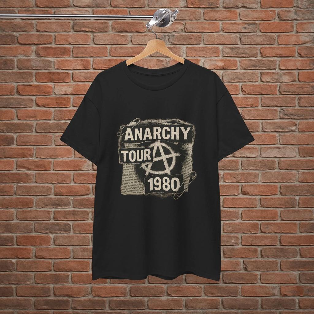 Anarchy Tour 1980 Punk Rock T-Shirt – Vintage Abgenutztes Sicherheitsnadel-Design S–XL