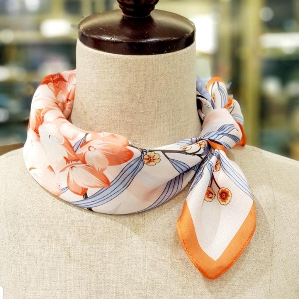 Flower Petite Scarf E20S2PO108
